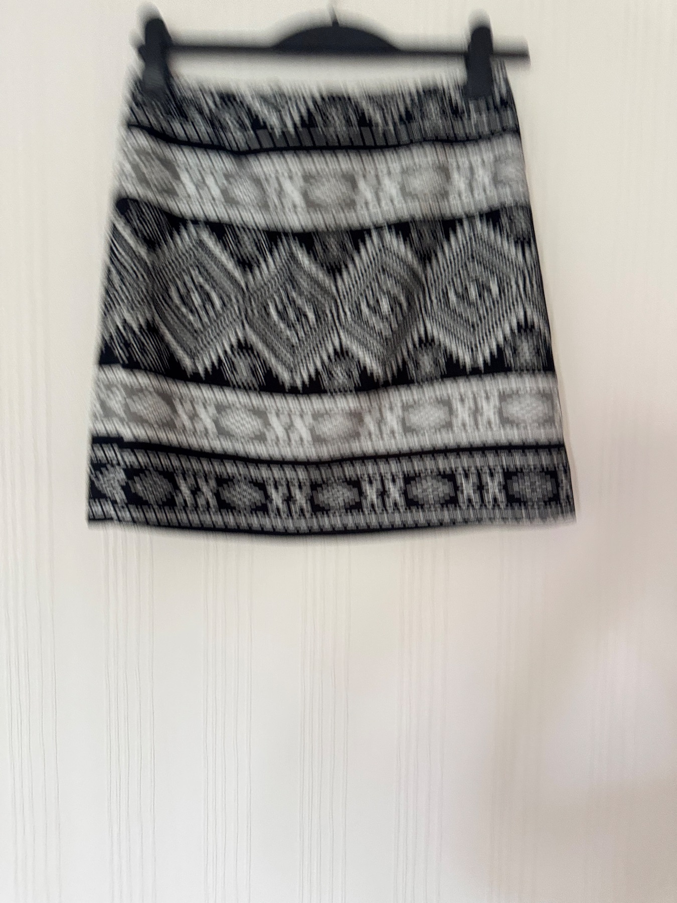 Black & grey Aztec print zip up mini skirt size 8 from George