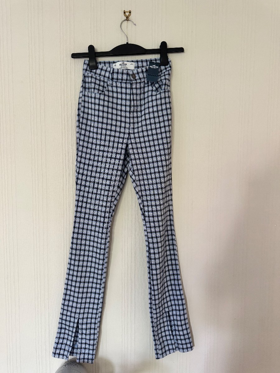 Hollister blue & White Check Flared Trousers  size XS – New with Tags