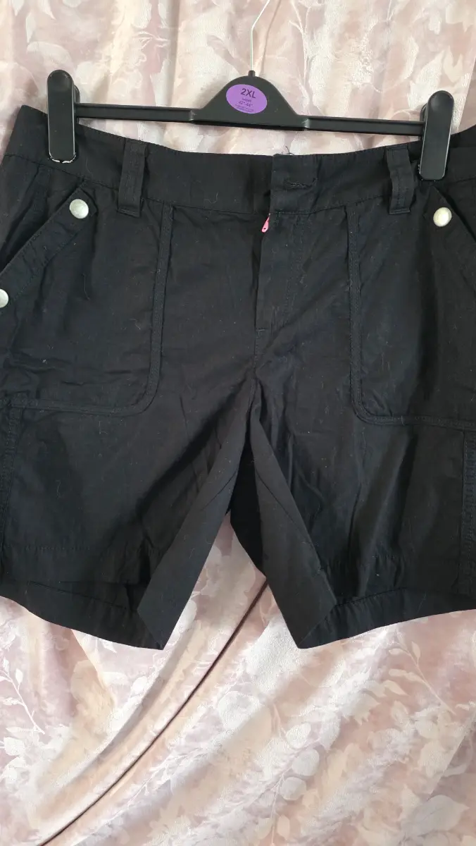 South black cotton shorts size 14