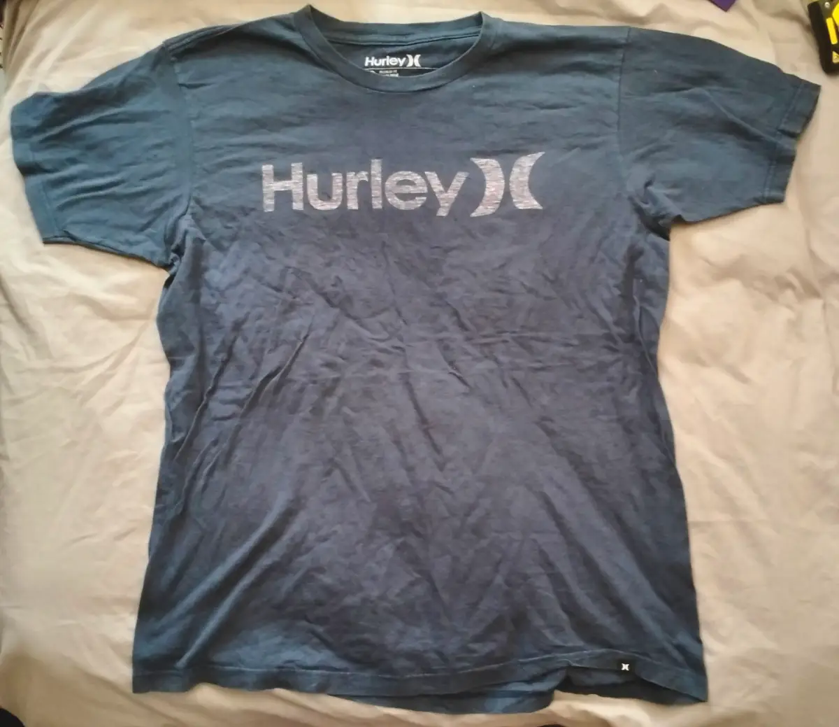 Hurley surf premium fit navy cotton t-shirt  Size: L Condition: Very good