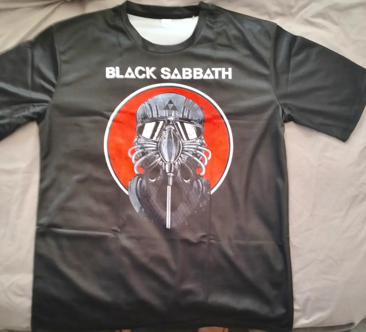 Black Black Sabbath Helmeted Red Sun Graphic T-shirt. New. XL