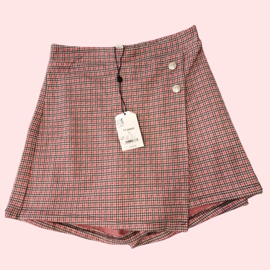 M&Co Kylie ten to fifteen range- skorts- 11yrs