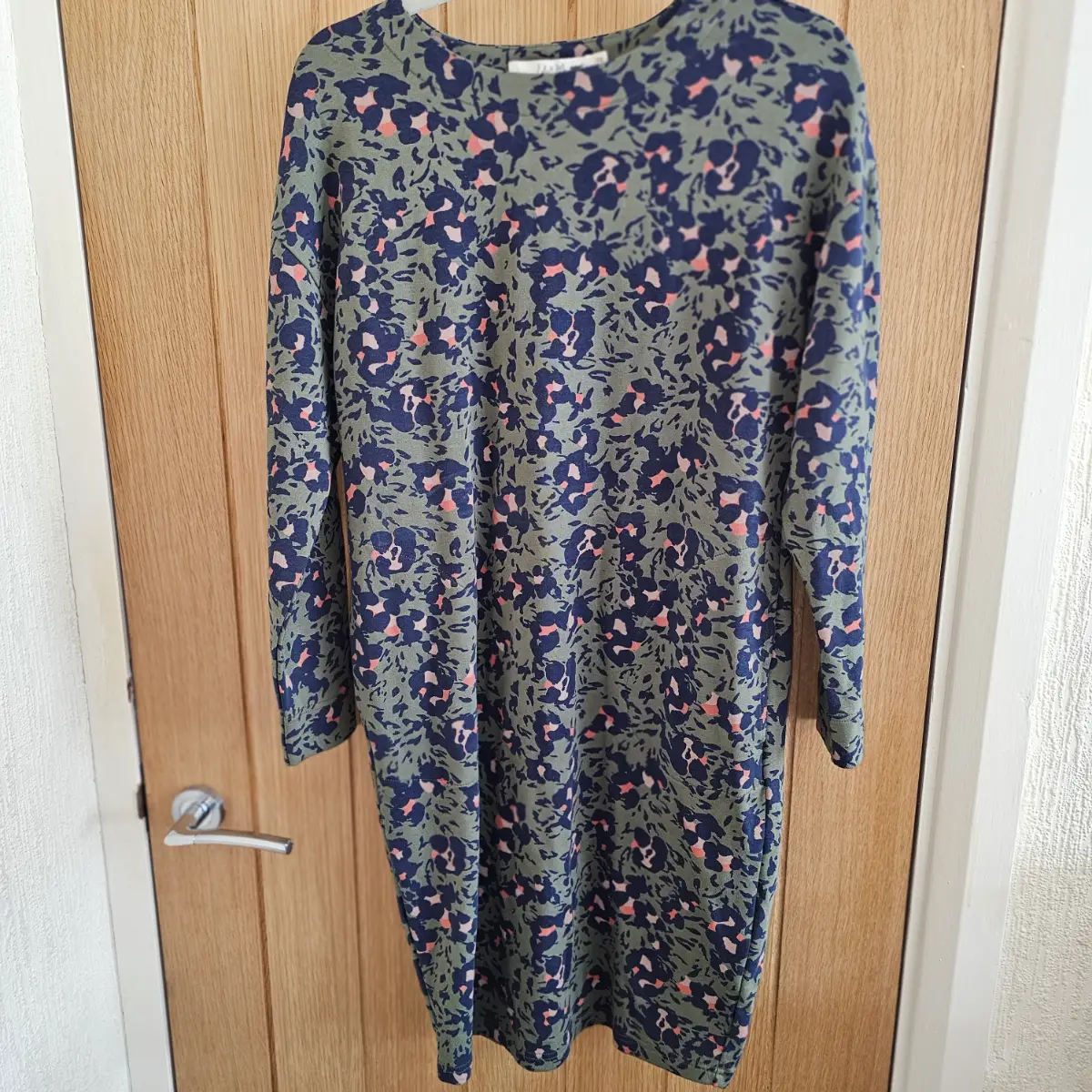 Lily and Me Green Patterned Heavy Cotton Dress Pockets Size 10