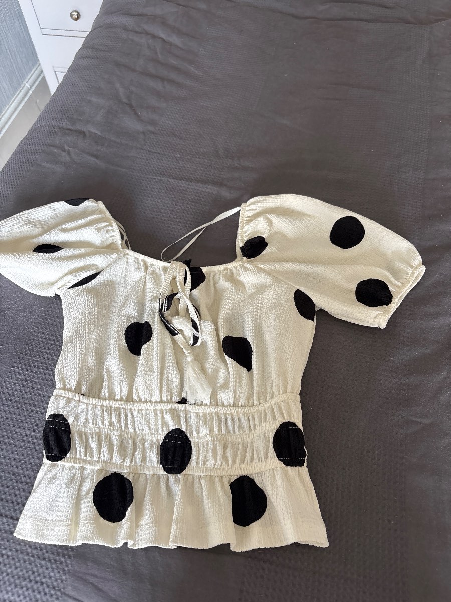 Polka dot top