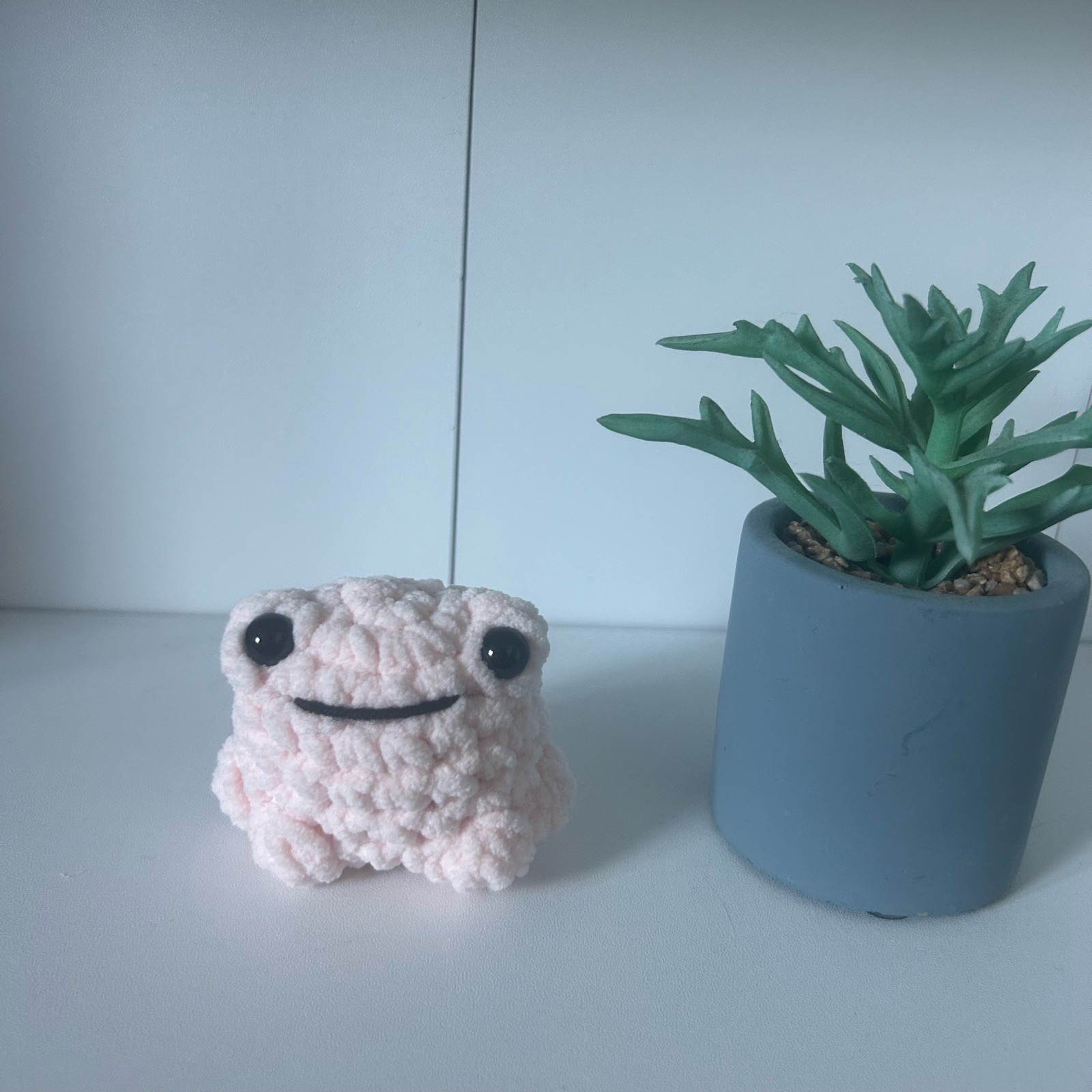 Baby Pink Frog Plush – Adorable Crochet Frog