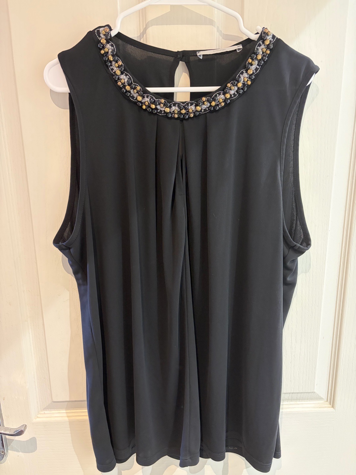 George Black Embellished Sleeveless Top – Size 22 – Great Condition 🖤