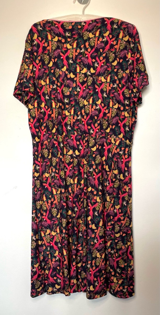 Beautiful Joe Browns parrot dress in vibrant colours size 14 vgc