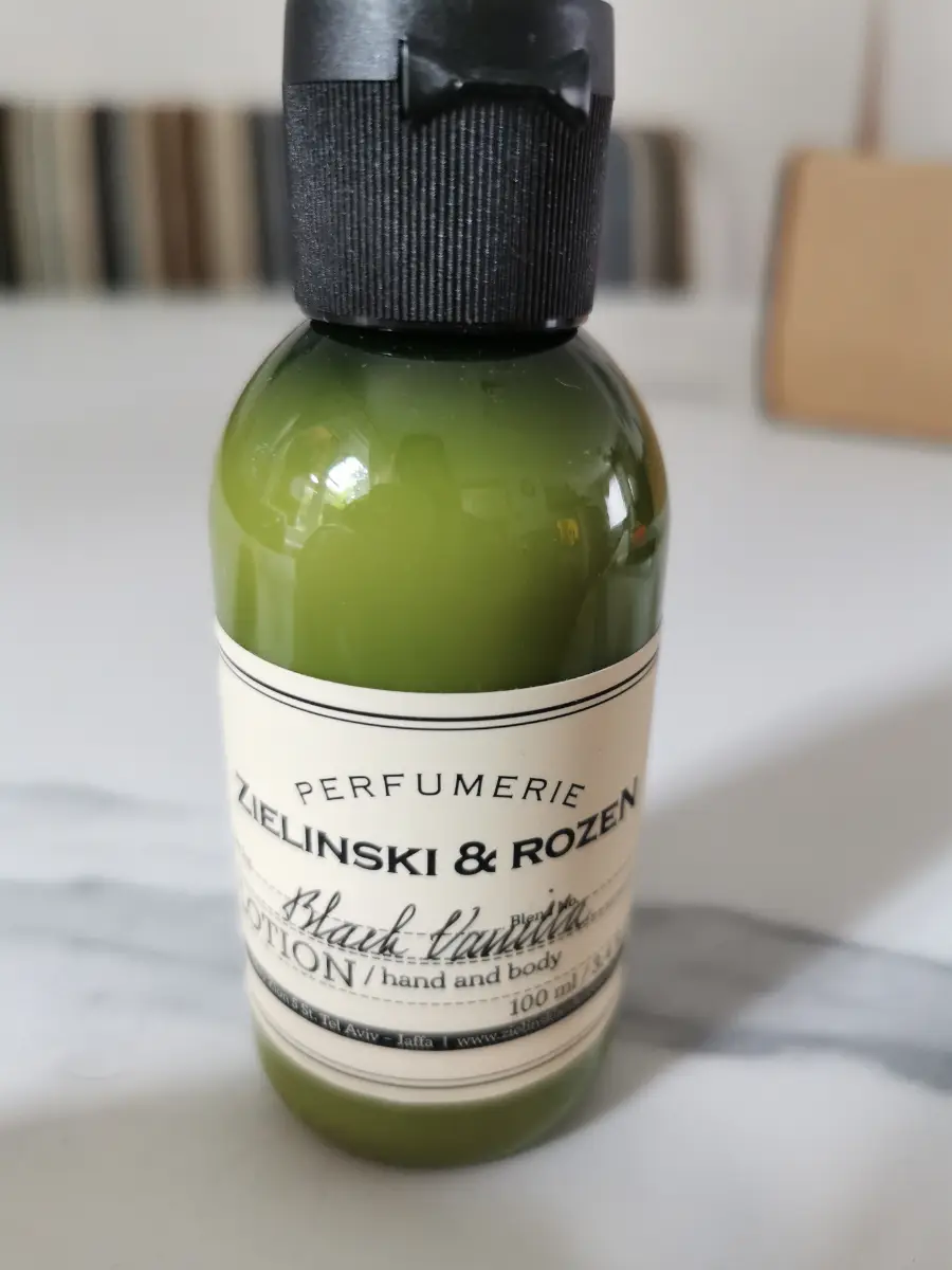 Perfumerie Zielinski & Rozen Black Vanilla Hand and Body Lotion 100 ml