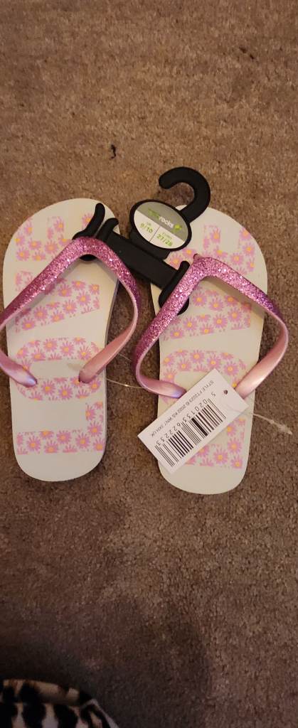 Girls Sandrocks Glitter Flip Flops Size 9/10 Pink Daisy Print Summer Sandals
