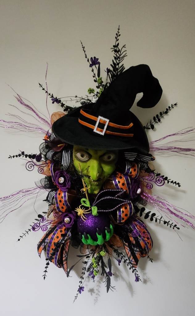 Witchy,halloween wreath