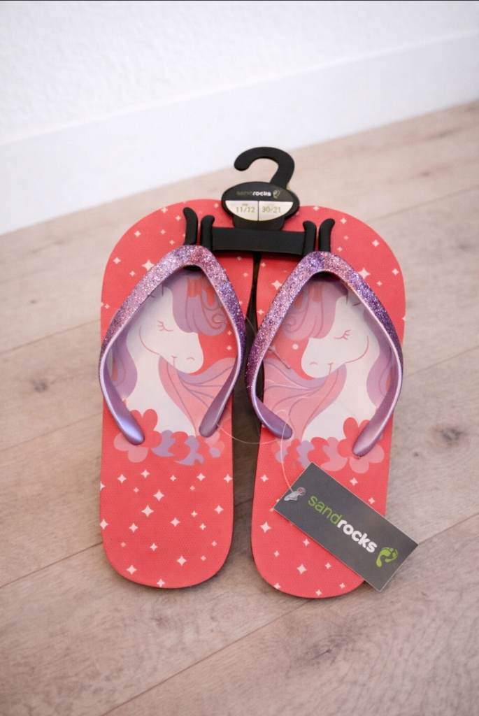 Girls Sandrocks Unicorn Flip Flops Size 11/12 Purple Glitter Straps Beach Sandals NWT