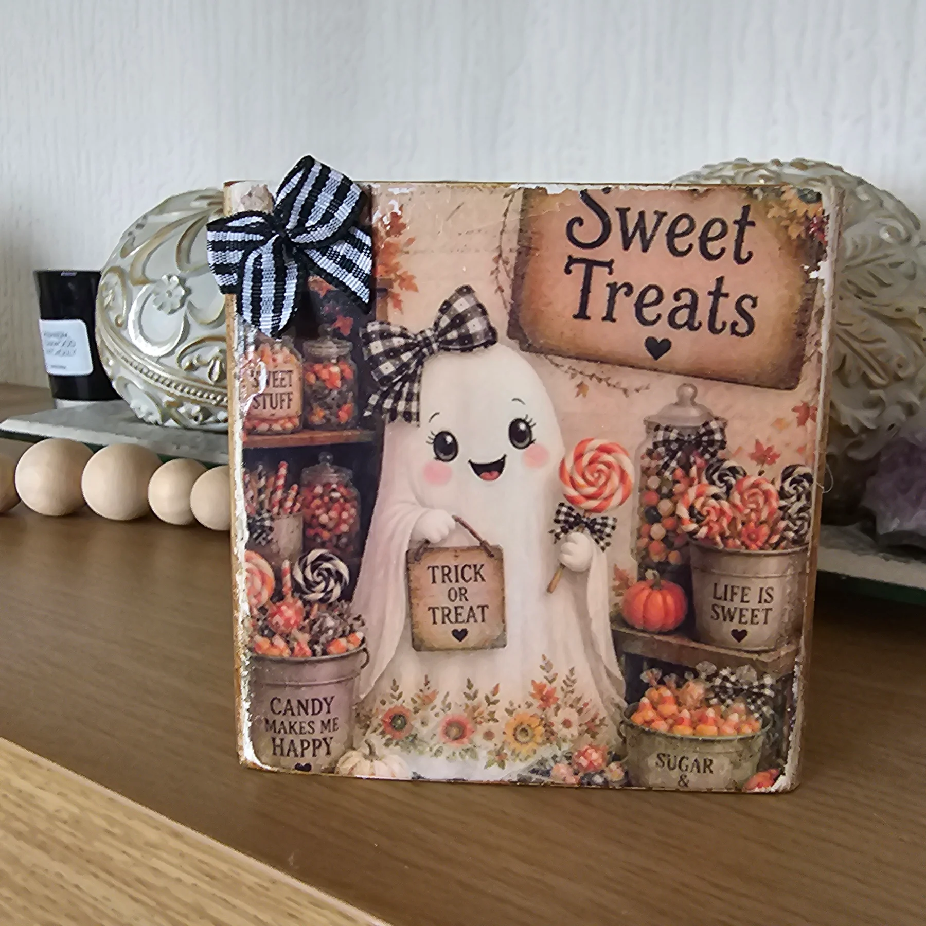 Halloween cute ghost wooden shelf sitter