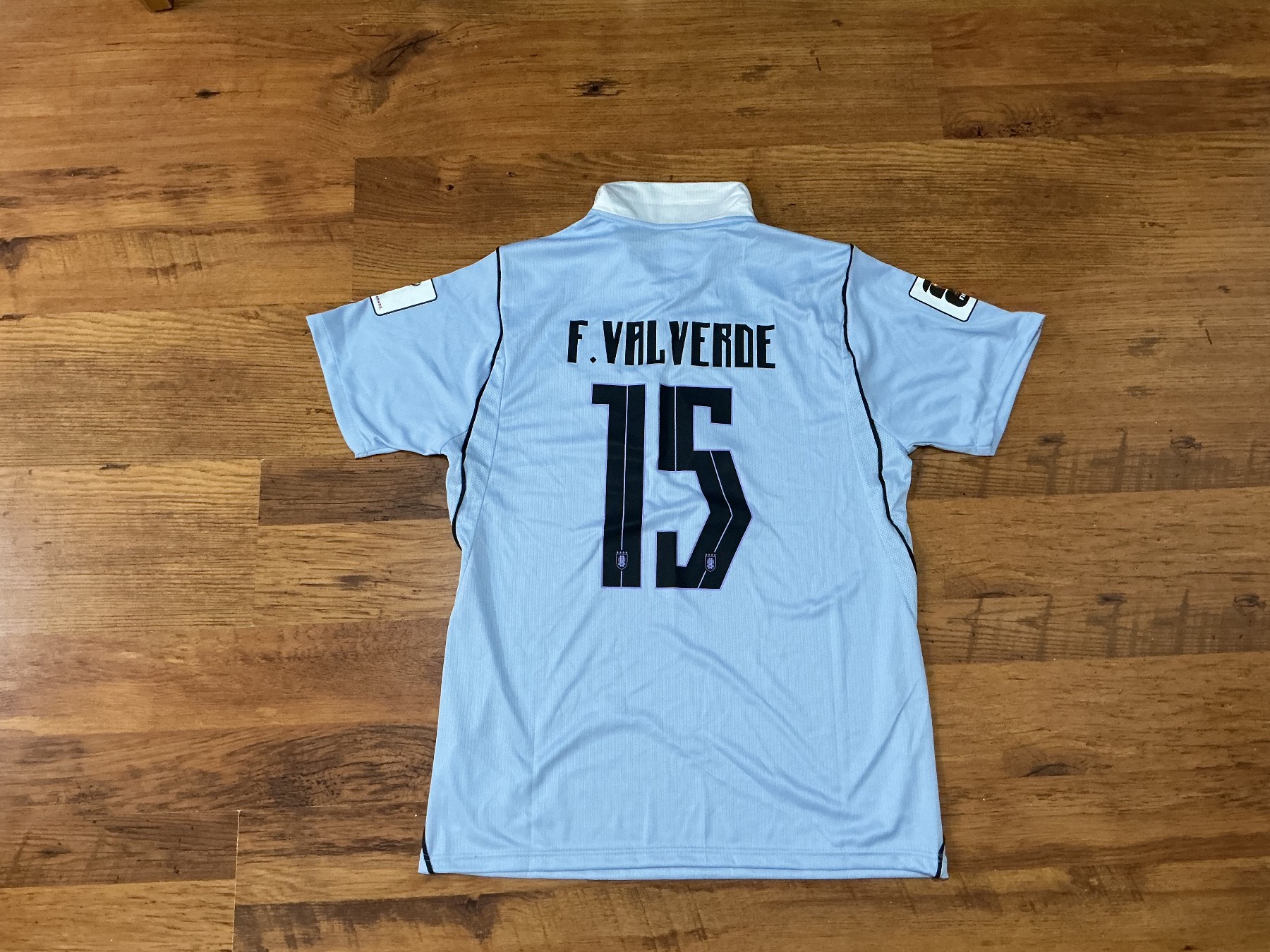 UK size XL slim fit Nike Uruguay F. Valverde 15 Football Shirt - Light Blue, New with Tags