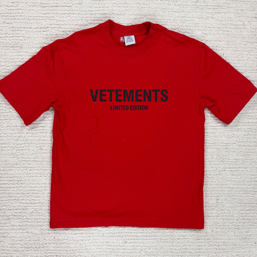 Vetements Limited Edition Red Oversized T Shirt Size XS