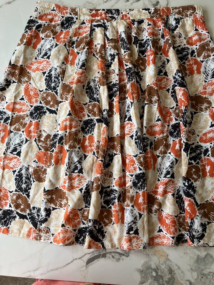 M&S brown/tan skirt size 18