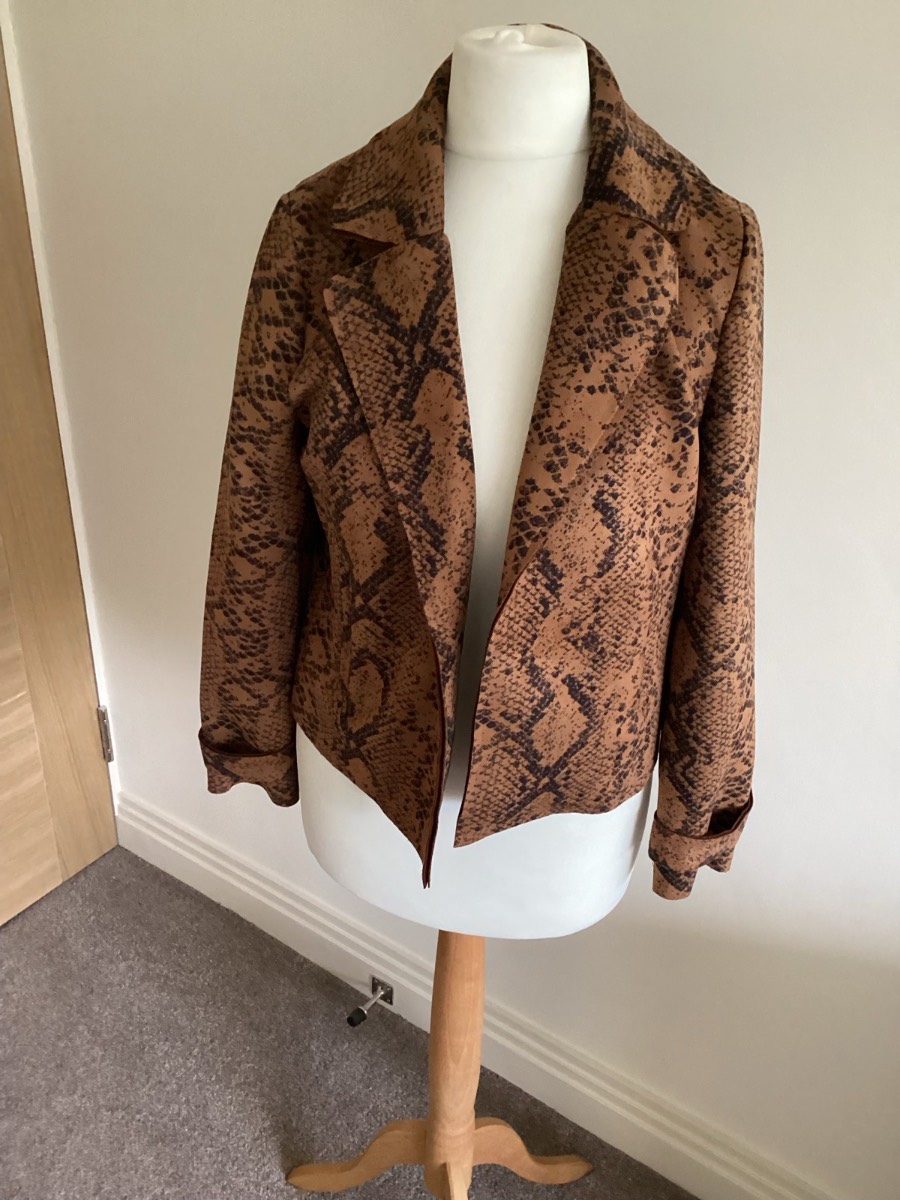 M&Co snake skin print biker style jacket size small petite