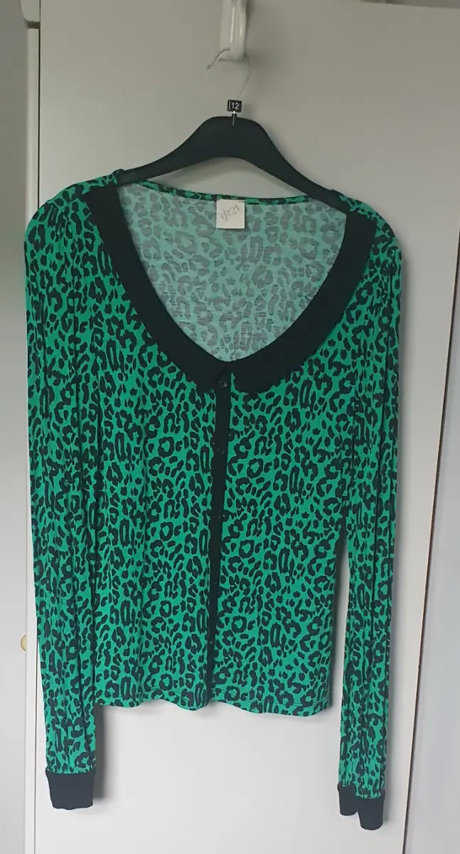 Women's Green black animal print top - size 10