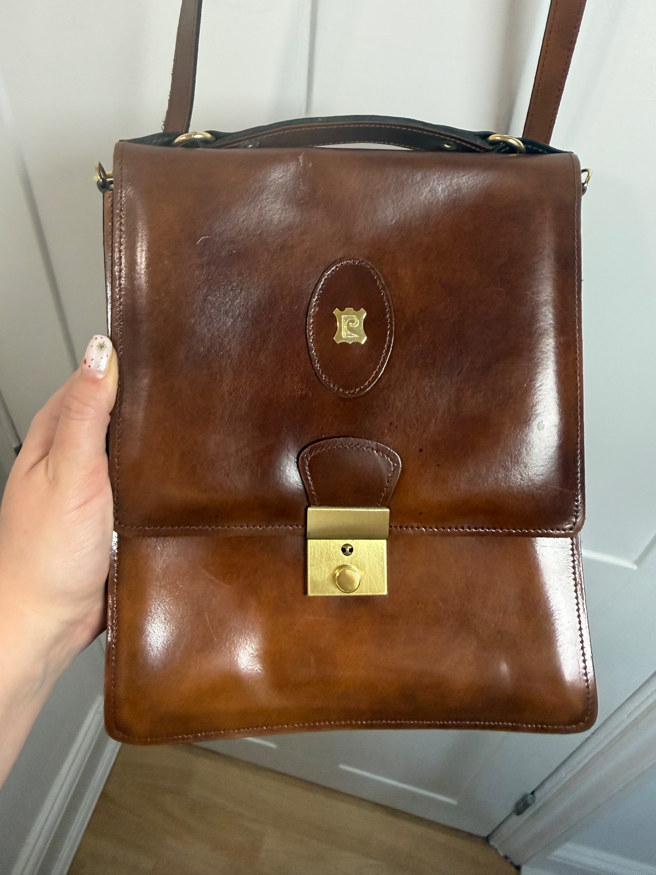 Vintage 80s Pierre Cardin brown leather crossbody messenger satchel bag gold P logo