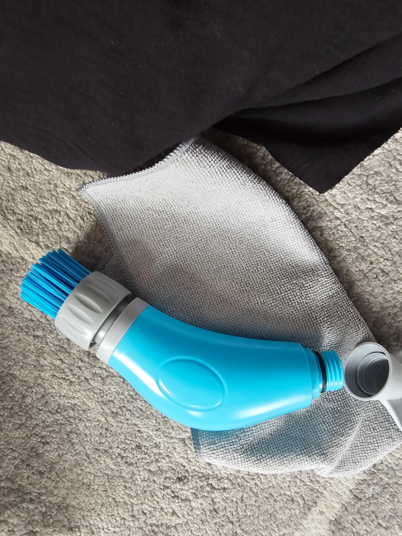 Shoes cleaner new without tag