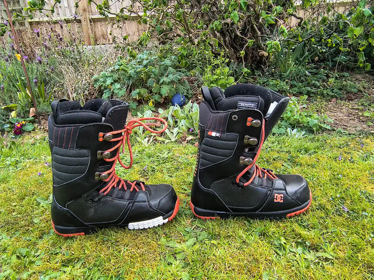 DC snowboard boots