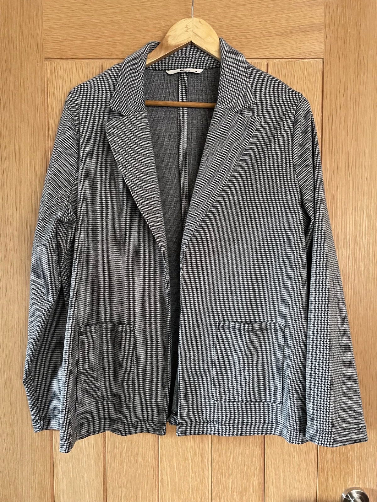 Ladies TU Black & White Houndstooth Jersey Blazer - Size 14