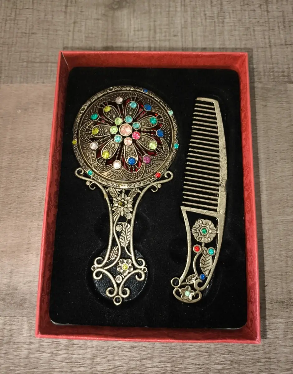 Vintage-Style Embossed Hand Mirror & Comb Set with Jeweled Accents