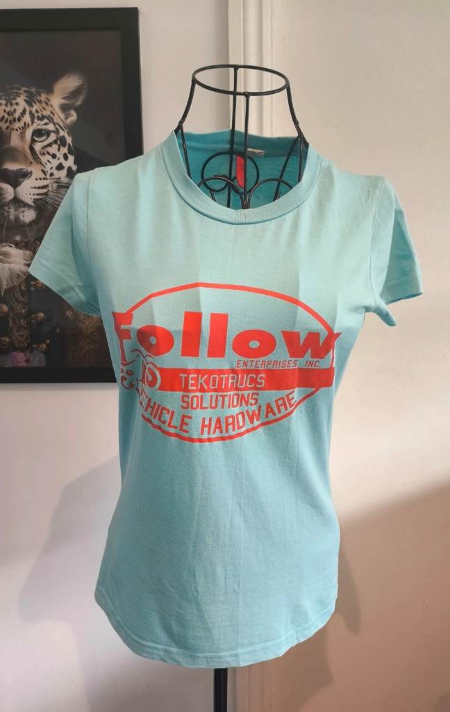 Retro Graphic Vibes Tshirt - Size 12
