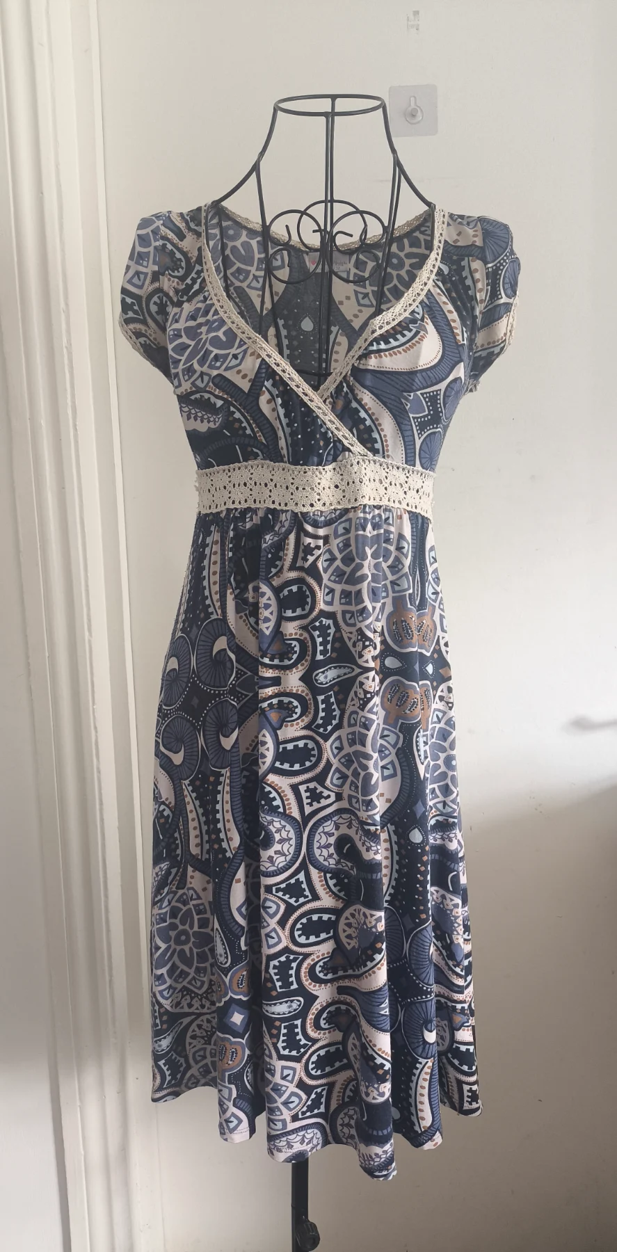 Boho Chic Y2K Vibe Paisley Mini/Midi Dress