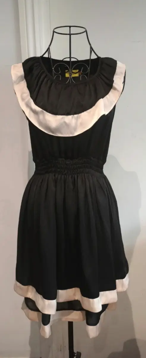 Vintage Inspired Ruffle Dress - Size Medium