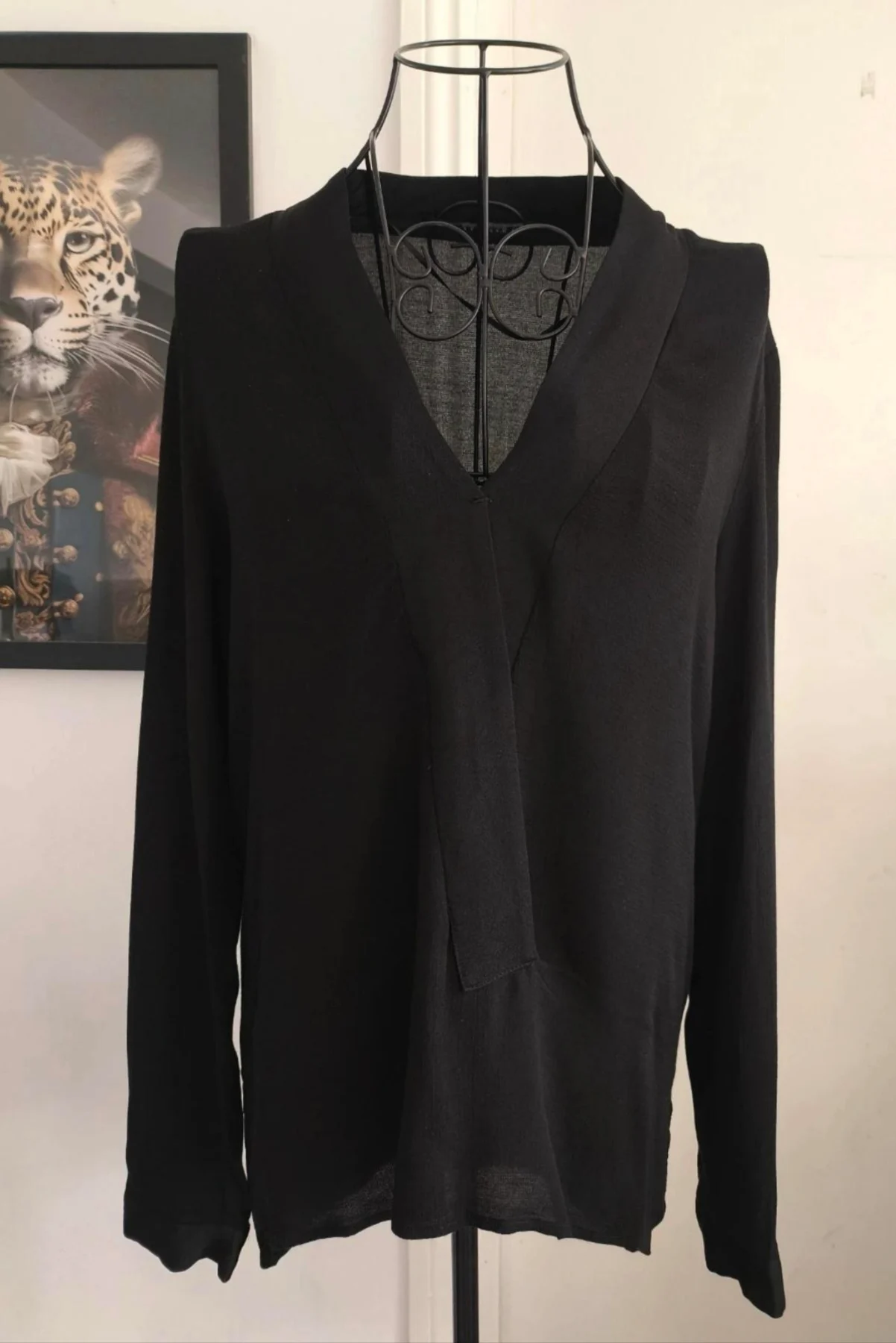 Zara Lightweight Black V-Neck Blouse with Gold Accents (Size M)