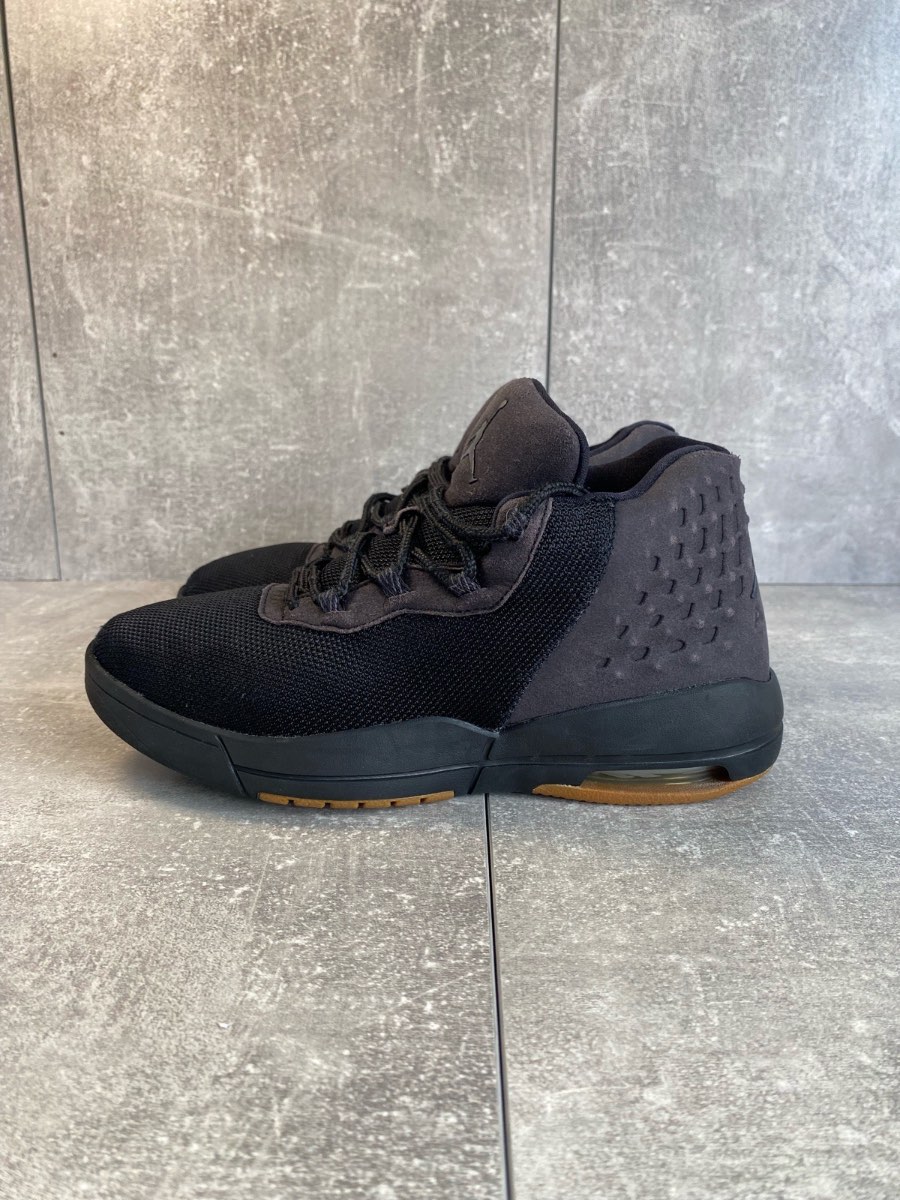 Air Jordan Academy Woman’s Mid Black & Gum Sole Mid-Top Trainers • Size 5.5 UK