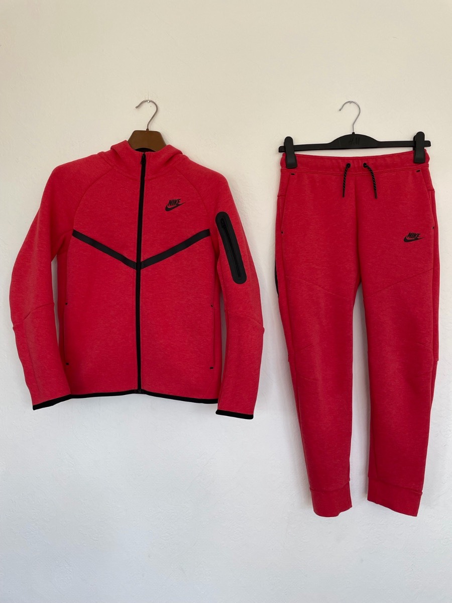 Nike Red Tech Fleece Tracksuit New Season Boys Size Large 11-13 Years Old