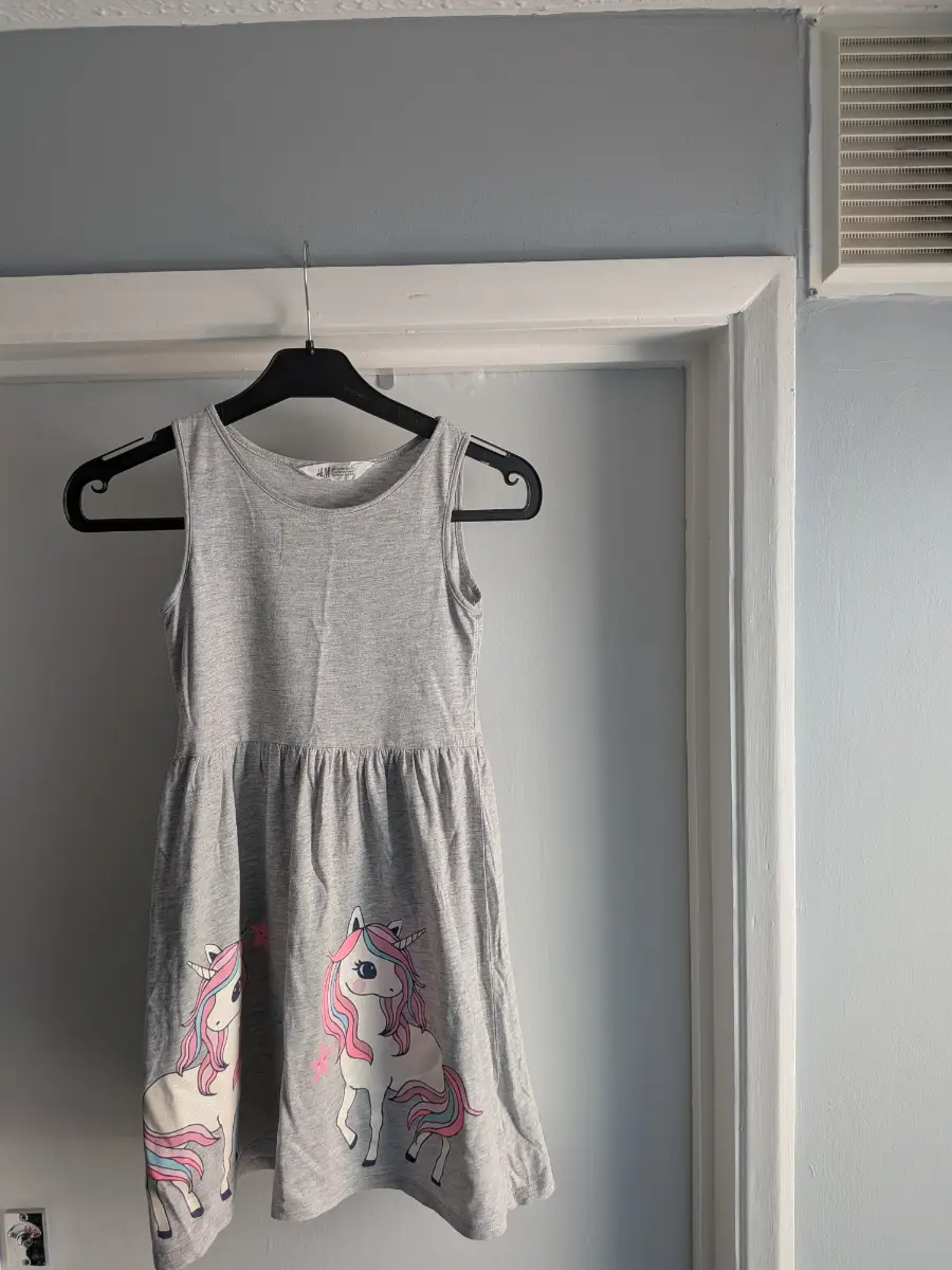 Grey unicorn h&M girls summer dress age 8-10years , EUR 134/140