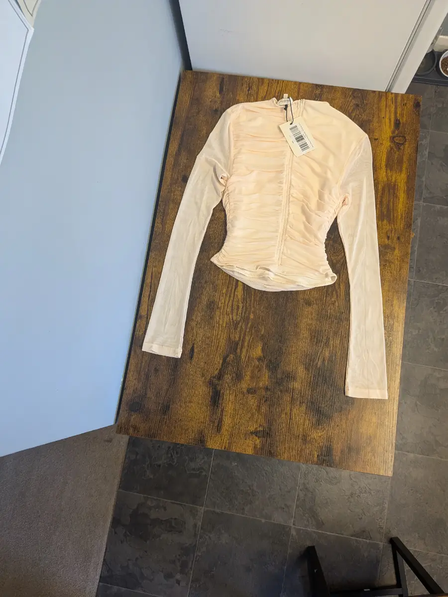 BNWT Mars The Label Cream Ruched Mesh Long Sleeve Top • Size 10