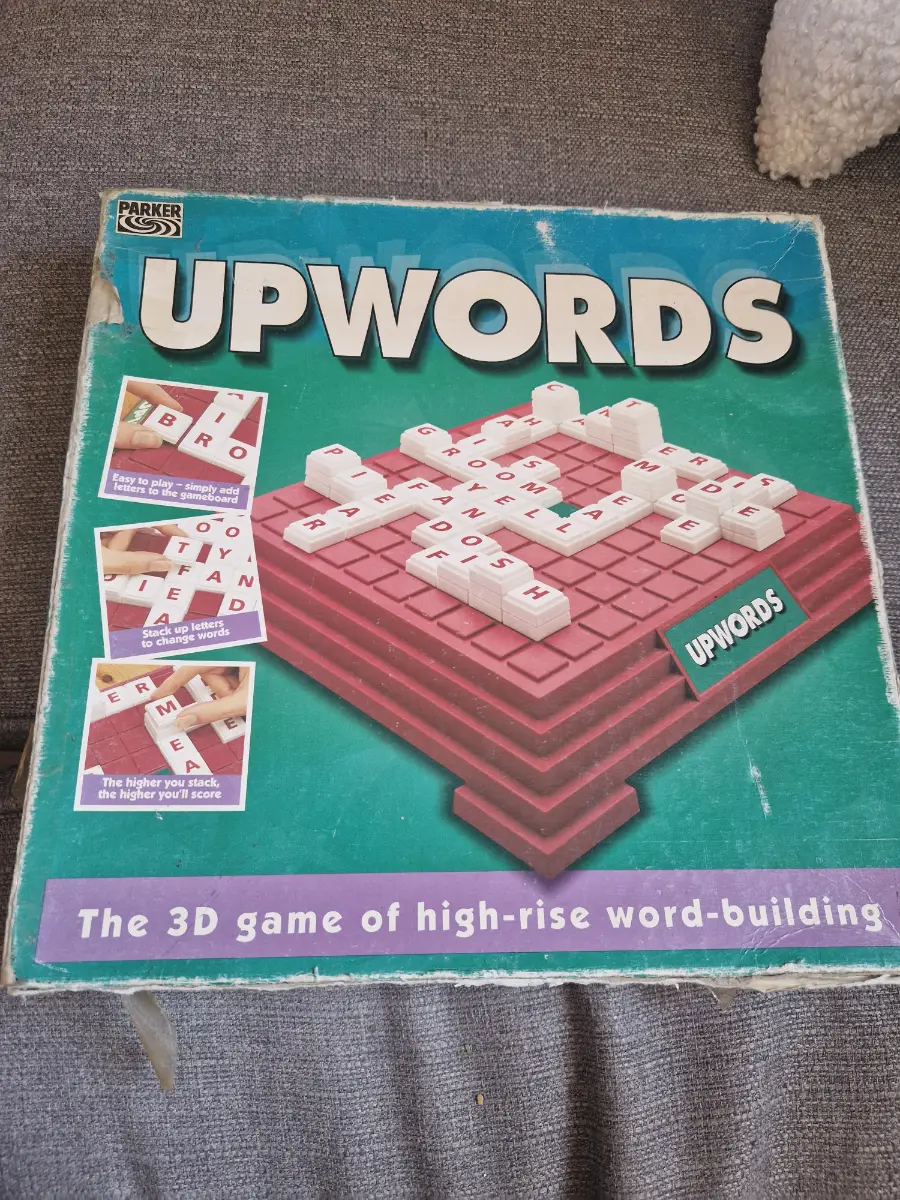 Upwards game