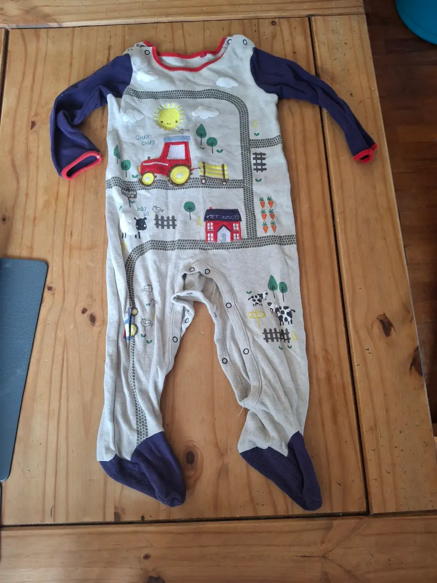 TU vehicle baby grow