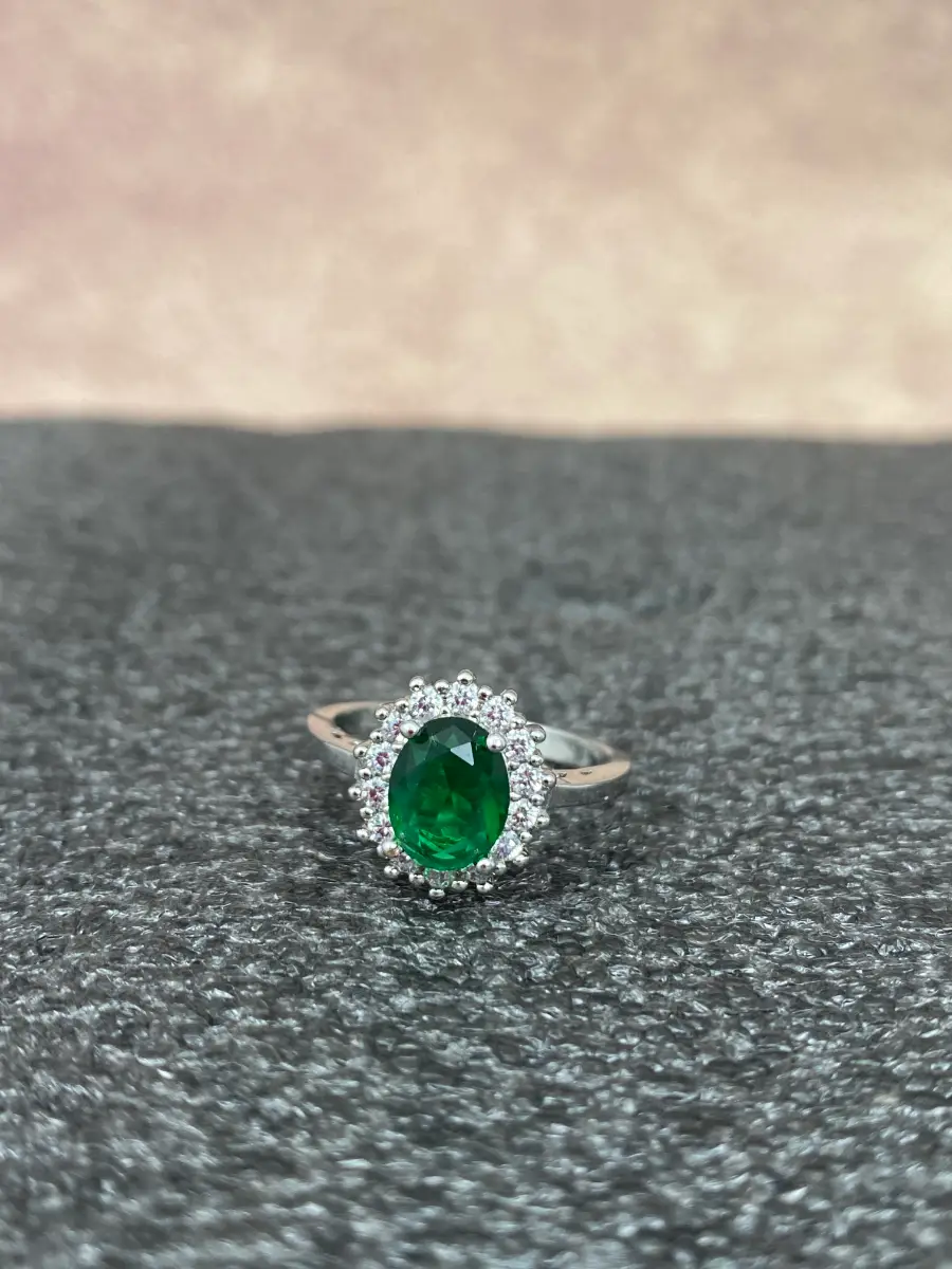 Simulated Ruby Flower Ring 925 Silver size 19mm