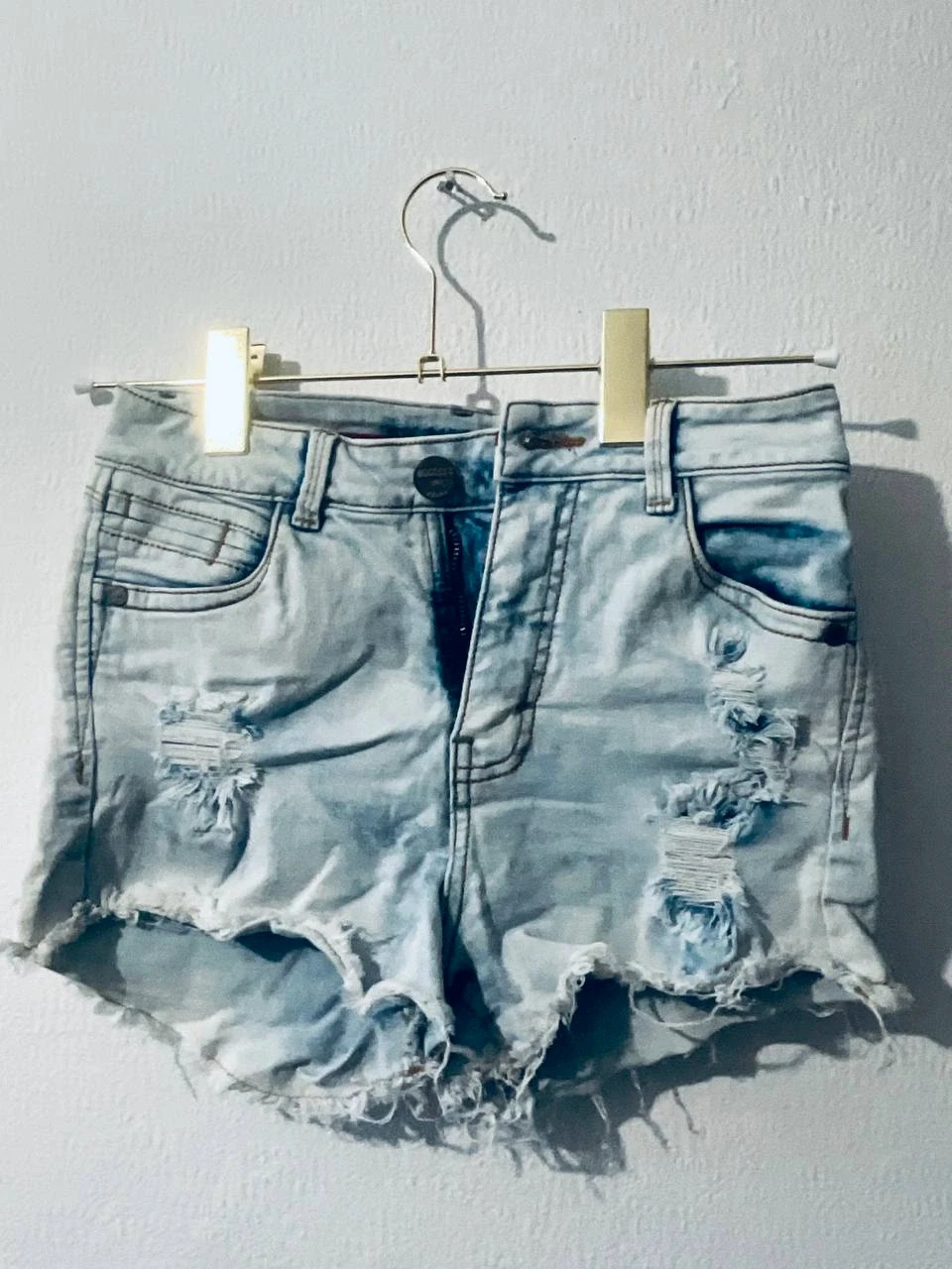 Sumer Washed Light Blue Women's Ripped Booty Short Shorts XS/S 04-06 Jeans Cotton Spandex