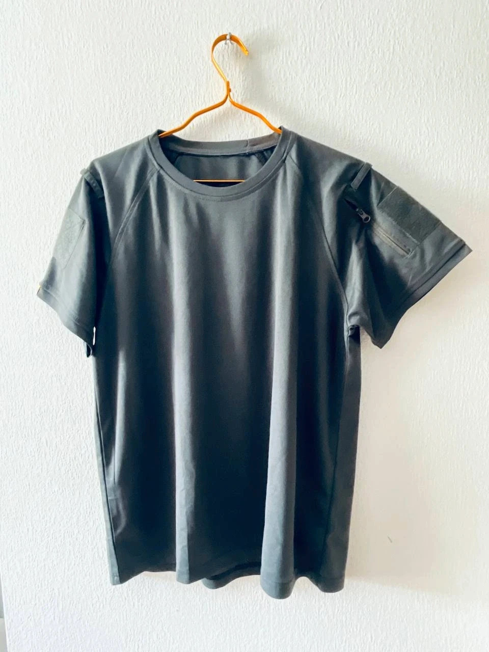 Bnwt Men's Gray Cargo T-shirt M Casual Outdoor All seasons Hiking Cycling