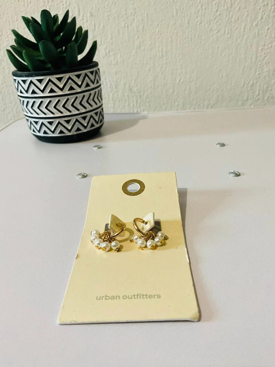 Very Good Vintage Gold Round Tiny Earrings