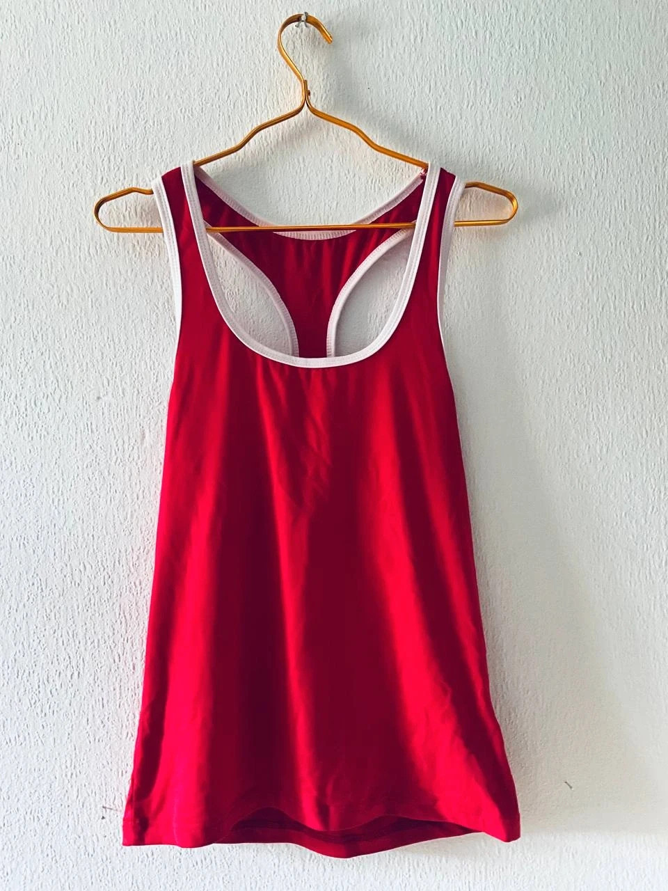 Bnwot Men's Red White S Deep U neck Strechy Top Gym Sports Hiking Feels Like Cotton