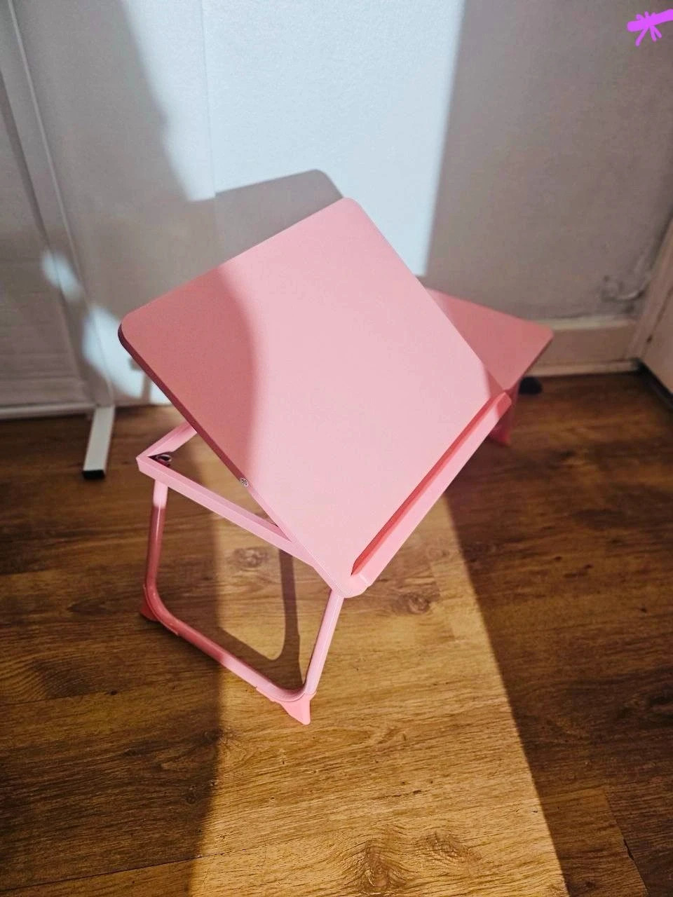 Bnwot Portable Bed Table for Laptops Pink, Adjustable Tray with Cup holder Colapsable Legs 56x32cm