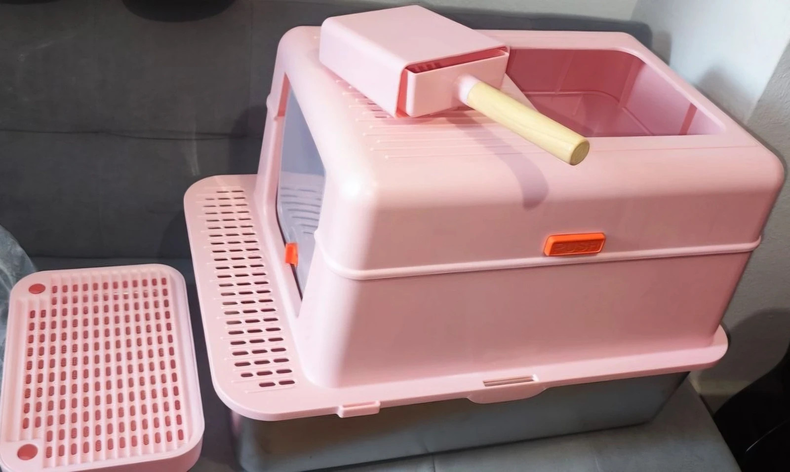 Pink Cat litter XL 60cmx40cm Accepting Offers