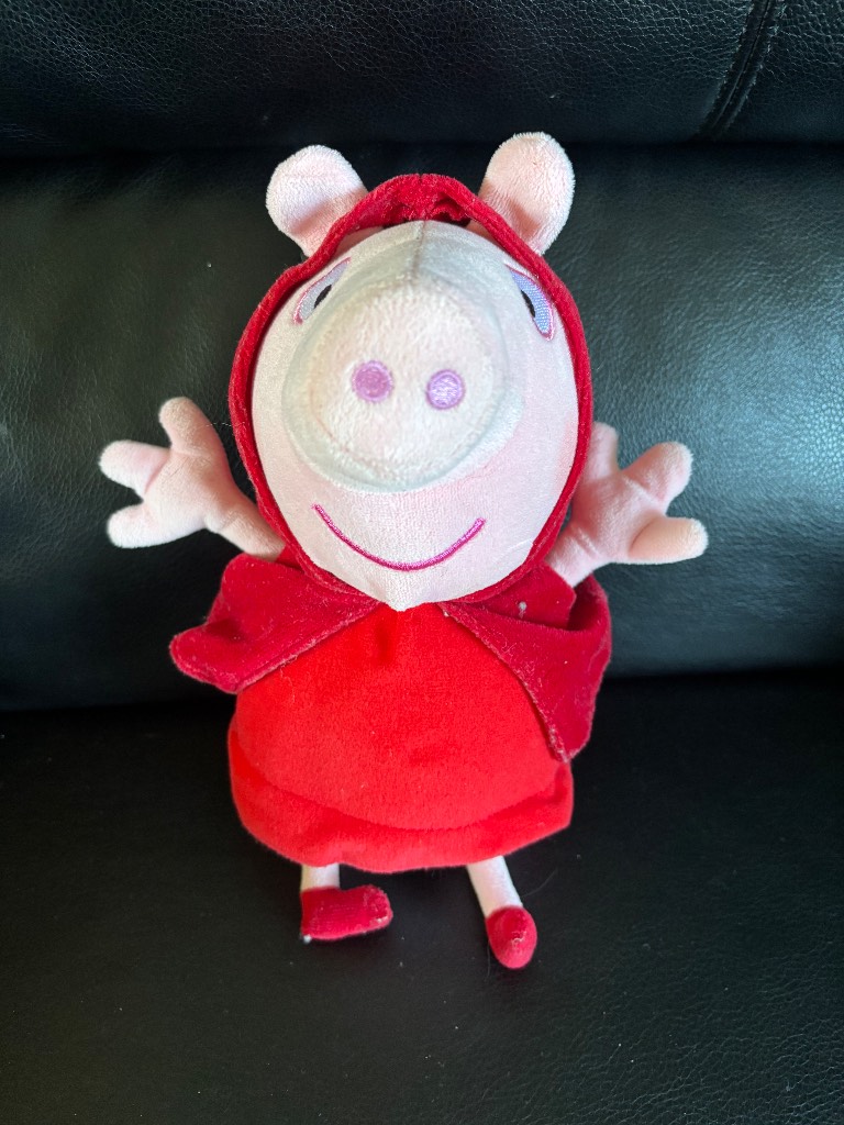 Peppa pig red riding hood plush toy
