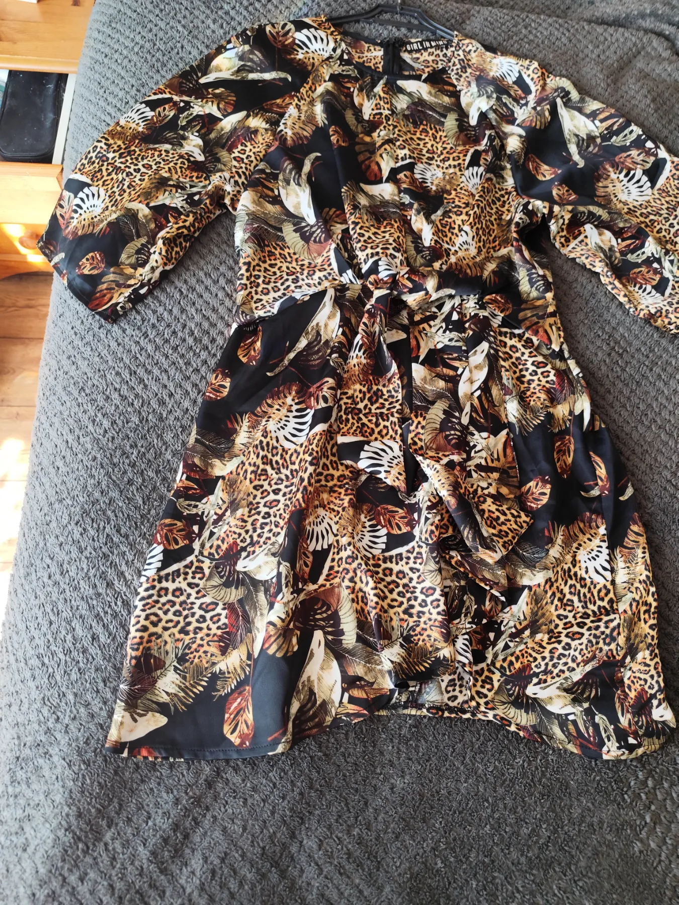 Girl in mind ladies dress