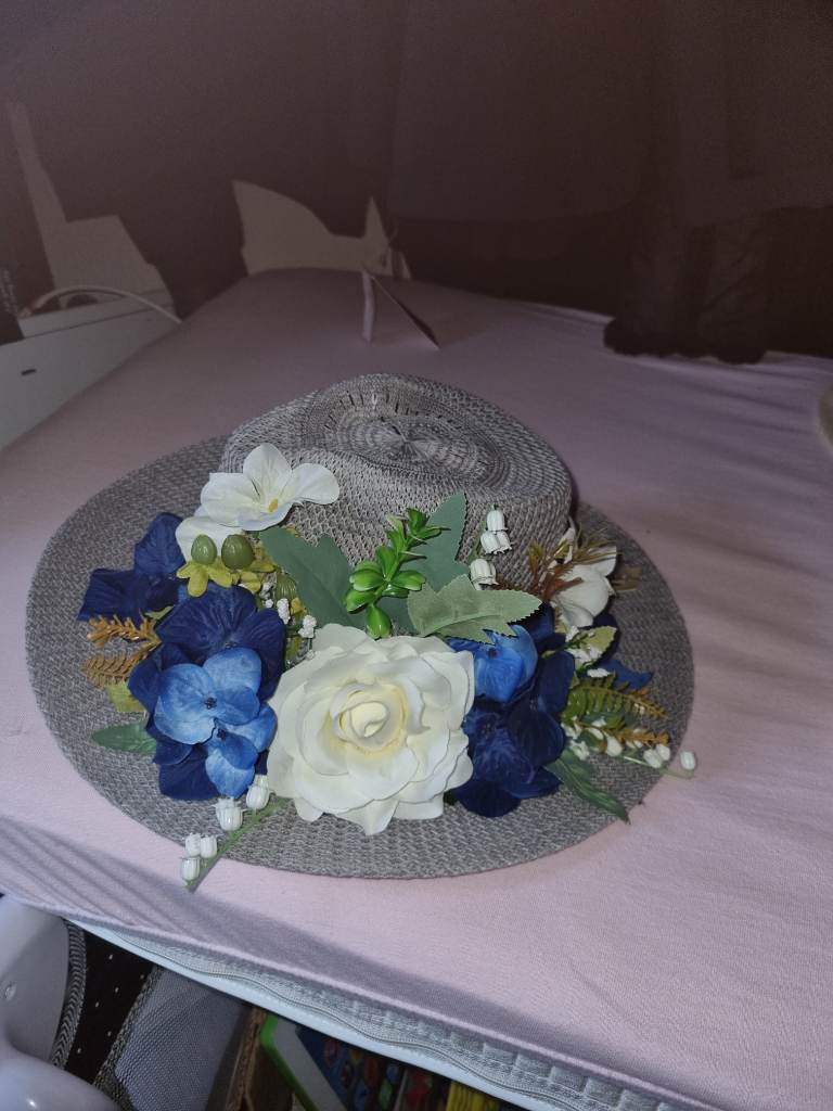 Blue white ladies hat