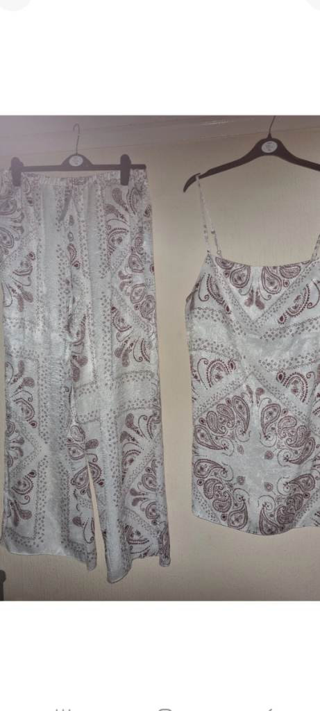 Ladies Two piece set new