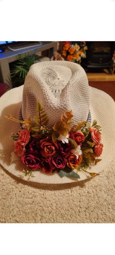Ladies Wedding hats new