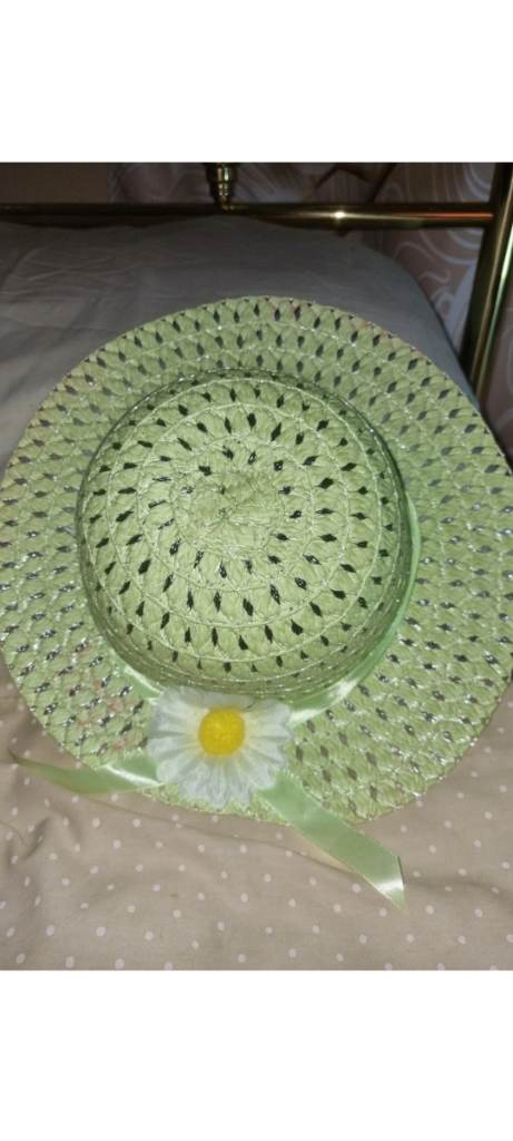 Children green sun hat
