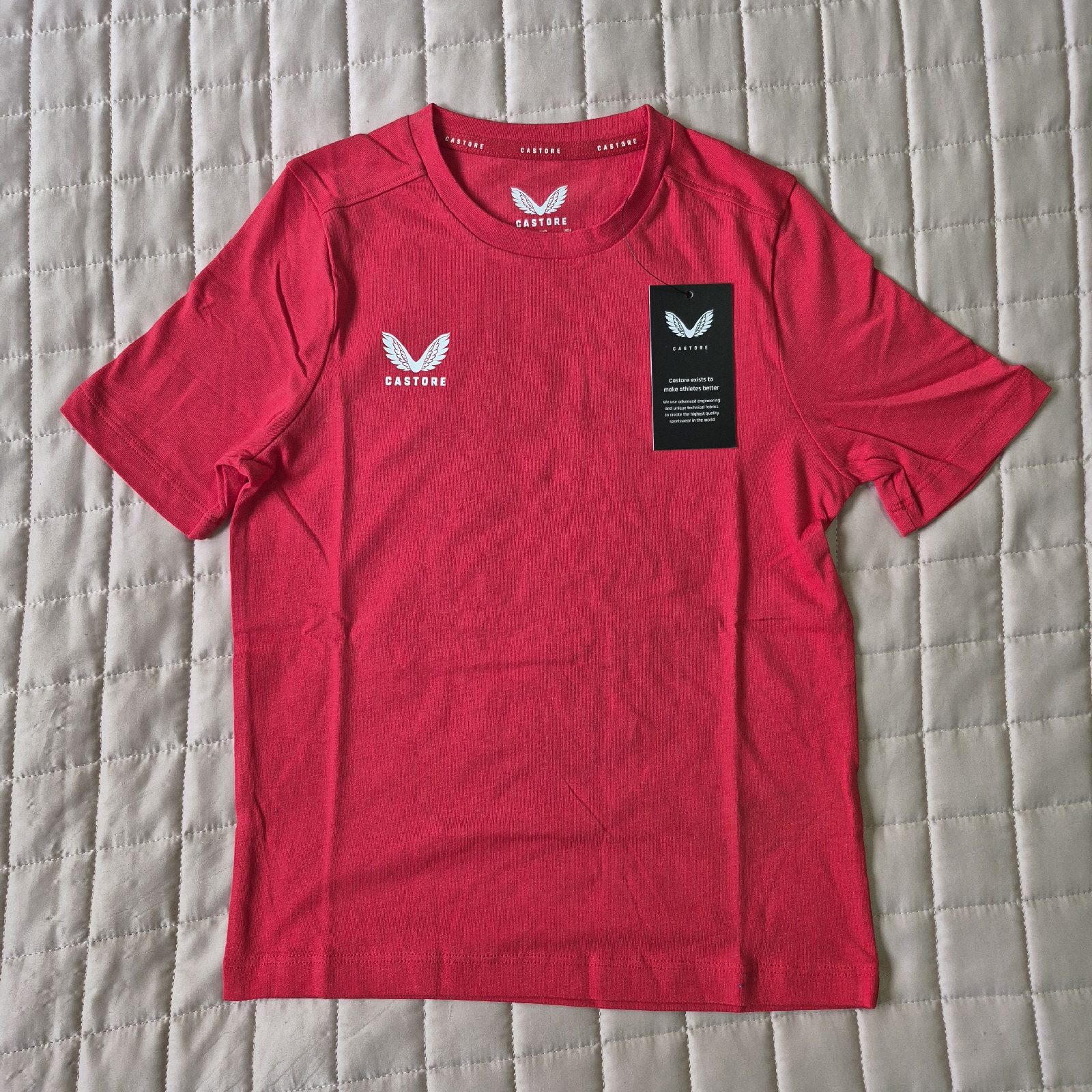 Castore Tshirt Red Short Sleeve Leisure Tee Junior Size Small BNWT